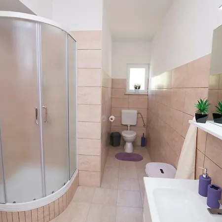Nyaraló House M&a&k With Swimming Pool